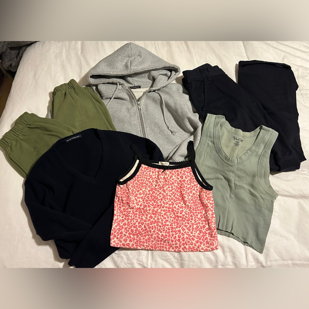 Brandy Melville Bundle #5